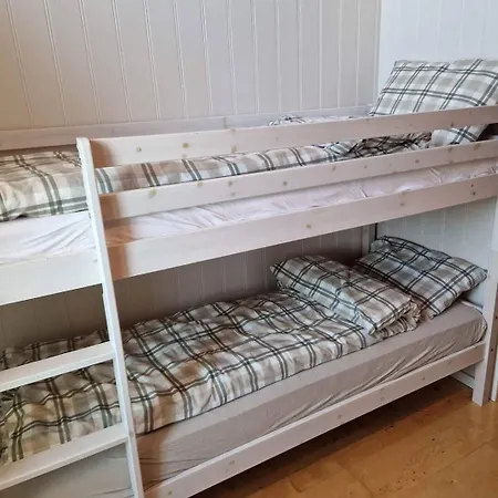 Tobiasbua Semesterbostad Svolvær